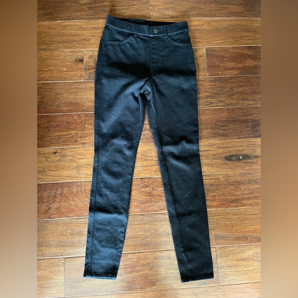 Uniqlo Women's Slim Black Jeans